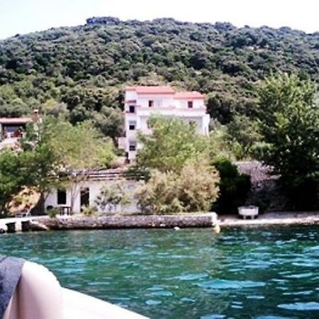 Apartman Supetarska Draga公寓 外观 照片
